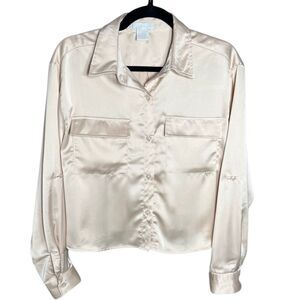 L.I.F.E Satin button down blouse Size Medium